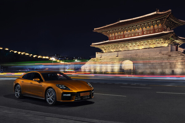 파나메라 터보 E-하이브리드 / 포르쉐 제공