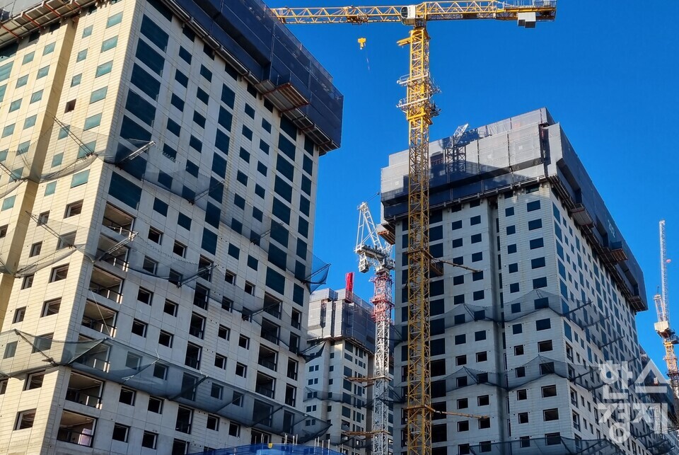 수도권 내 아파트 공사 현장.  (사진=한스경제DB)