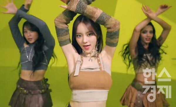 SK텔레콤 메타버스 서비스 이프랜드가 기획한 다국적 메타버스 아이돌 '트리플 아이즈(Triple iz)' 