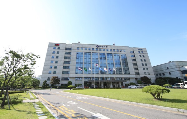 안양시(시장 최대호)는 오는 22일부터 6월 21일까지 관내 안전취약시설 47곳을 대상으로 ‘2024 대한민국 안전대전환 집중안전점검’을 실시한다./ 안양시 제공