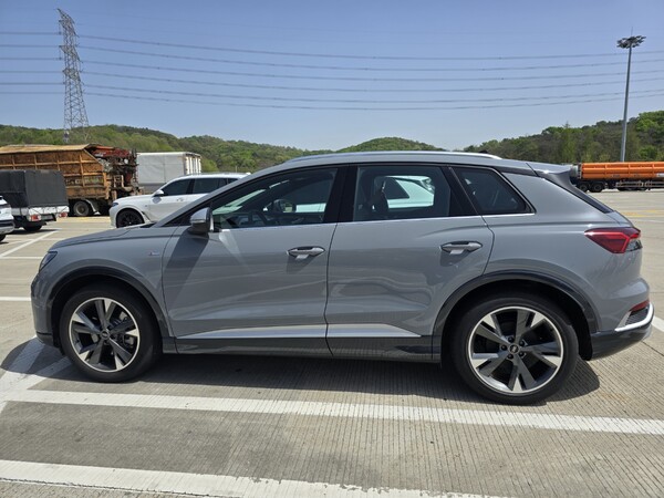 Q4 40 e-tron. /박시하 기자