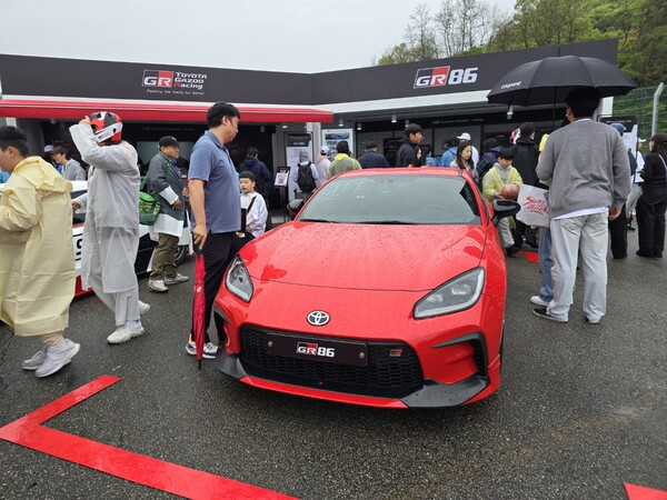 프리우스 PHEV 클래스. /박시하 기자