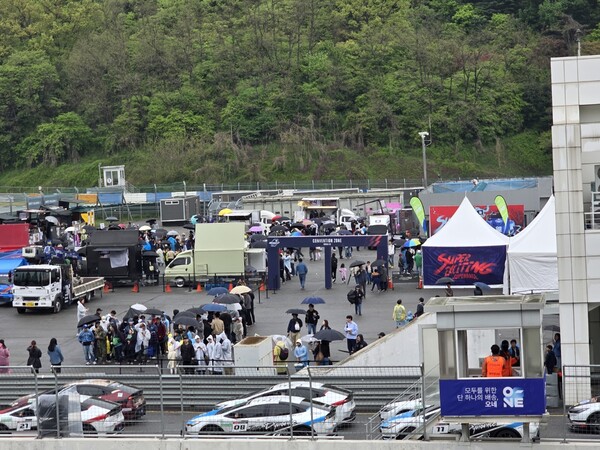 프리우스 PHEV 클래스. /박시하 기자