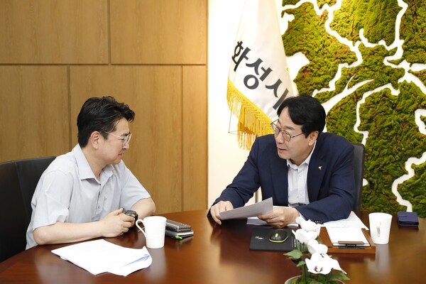 그는 “화성시가 성장한 것은 무엇보다 살기 좋아졌기 때문”이라면서 취임 직후부터 “아이키우기 좋은 교육도시, 기업하기 좋은도시, 일자리가 넘치는 도시, 모두 화성시를 상징하는 키워드입니다”라고 설명했다./ 정명근 화성시장 페이스북 캡쳐