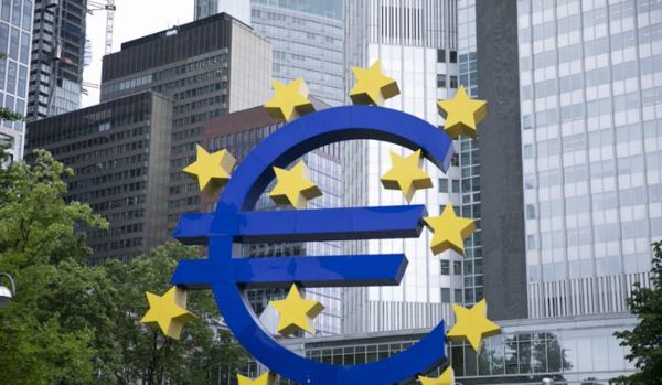 유럽중앙은행(ECB)이 기준금리를 4.5%에서 4.25％로 낮췄다. / 연합뉴스