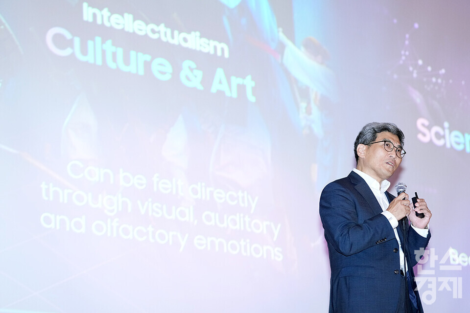 3일 경기 고양시 킨텍스에서 나노코리아 2024가 개막했다. 송재혁 삼성전자 사장(DS CTO)이 나노기술 혁신 방향을 주제로 기조연설을 하고 있다. /최대성 기자 dpdaesung@sporbiz.co.kr 2024.07.03.