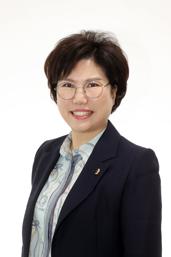 경기도의회 여성가족평생교육위원회 이애형(국민의힘, 수원10) 의원이 제11대 경기도의회 전반기 의정활동을 마무리하며 2년간의 활동을 정리하고 앞으로의 계획을 밝혔다./ 이애형 경기도의원실 제공