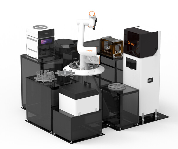 형상기억 투명교정 얼라이너 자동화 설계시스템 'Tera Harz 스마트 로봇'. /경희대학교치과병원 제공