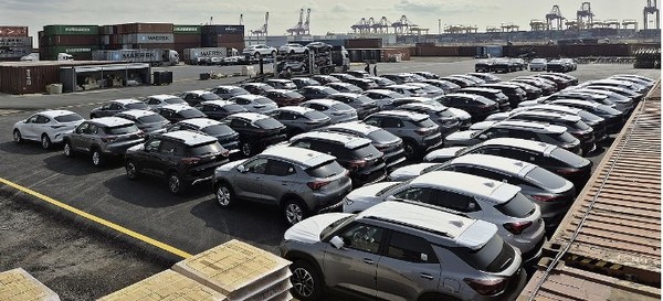 환경부가 '대기환경보전법과' 이법 시행령이 오는 24일부터 시행된다고 밝혔다. 