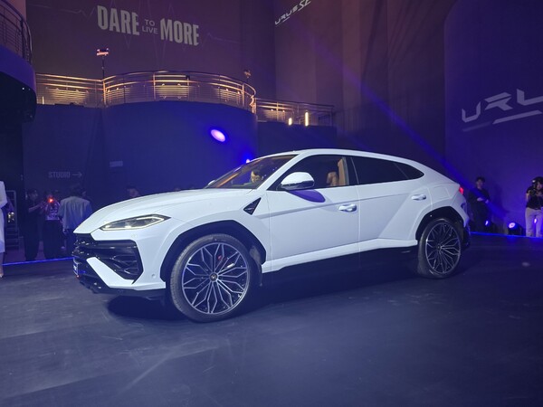 우루스 SE. /박시하 기자