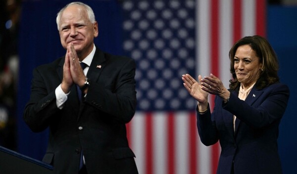 다수의 주요 기후 법안들을 지지하면서 적극적인 기후 정책을 시행한 민주당 대선 후보 카멀라 해리스 부통령의 러닝메이트 팀 월즈 미네소타 주지사에 대해 환경단체와 운동가들이 해리스-월즈는 '기후 승리' 조합이라고 평가했다. / 사진=연합뉴스