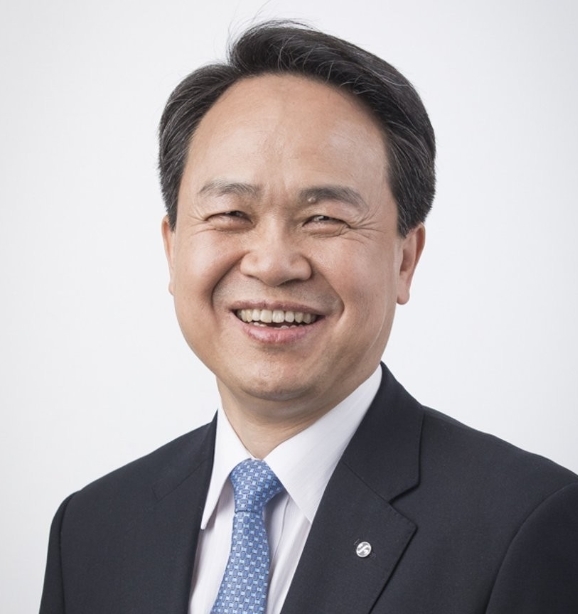 진옥동 신임 금융산업위원회 위원장. /신한금융지주 제공