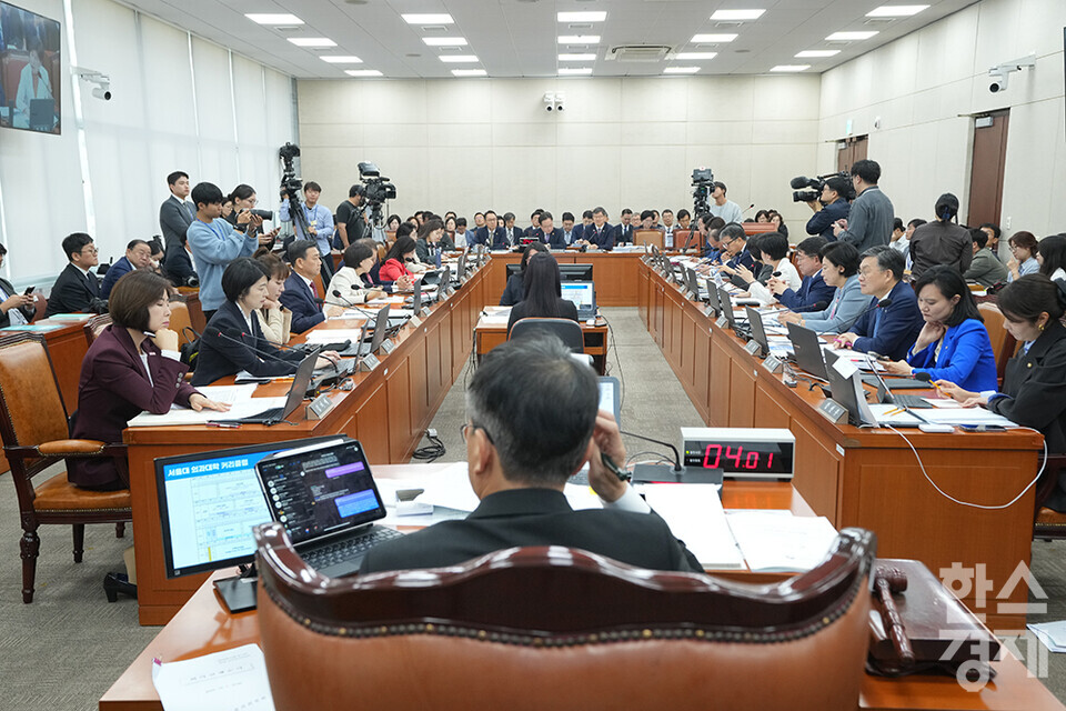 서울 여의도 국회에서 국회 보건복지위원회 국정감사가 열리고 있다. /최대성 기자 dpdaesung@sporbiz.co.kr 2024.10.07.