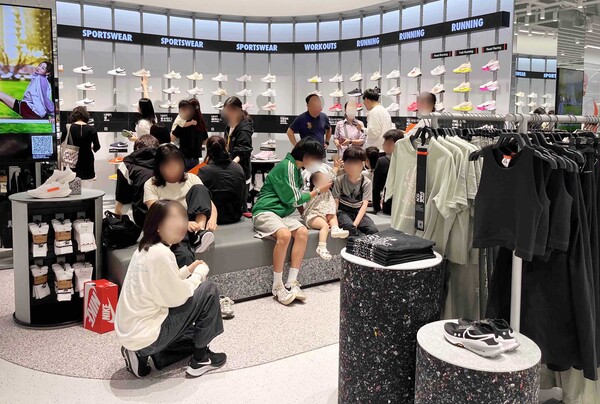 신세계백화점 하남점 나이키 라이즈 매장 / 신세계백화점 제공