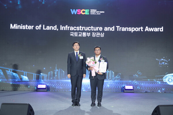 모라이는 스마트시티 교통부문 국토교통부장관상을 수상하며 스마트시티 교통 및 모빌리티 분야 우수기업으로 디지털트윈과 시뮬레이션 기술을 역량을 인정받았다. /모라이 제공