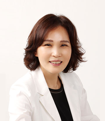 김은경 의원은 현금성 지원이 예산 낭비로 이어질 수 있으며, 저출산 문제는 복합적인 요인으로 국가 차원의 해결이 필요하다고 주장했다./ 김두일 기자