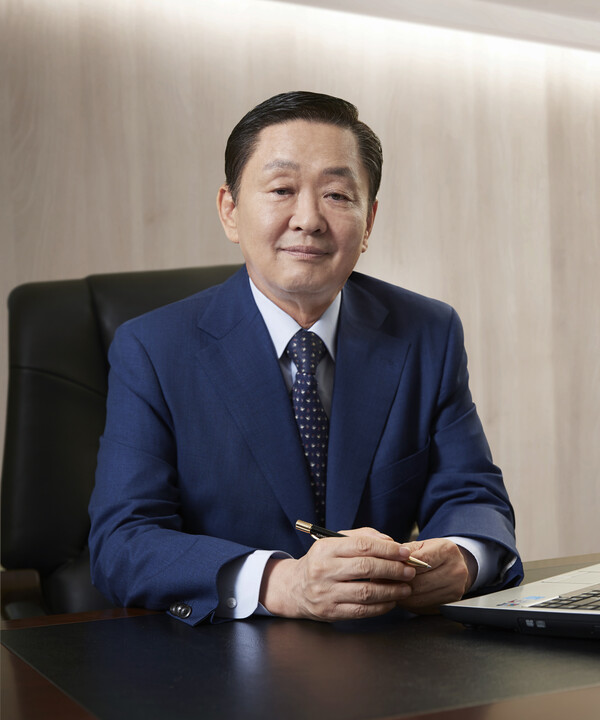 강덕영 한국유나이티드제약 대표이사./한국유나이티드제약 제공