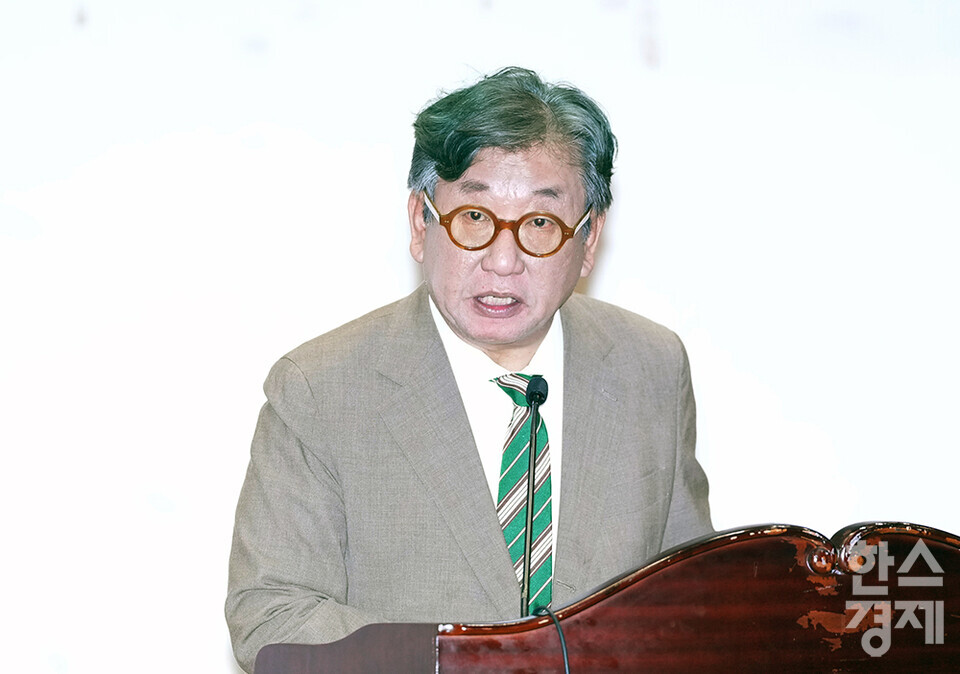 김상협 탄소중립녹색성장위원장이 23일 서울 여의도 국회 의원회관에서 열린 제6회 재생에너지의 날 기념식에 참석해 축사를 하고 있다. /최대성 기자 dpdaesung@sporbiz.co.kr 2024.10.23.