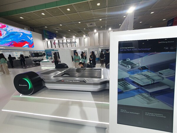 LG에너지솔루션의 최근 분위기는 대형계약을 잇달아 성사시키며 사업 확장에 대한 기대가 커졌다. / 연합뉴스