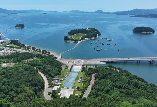 GS칼텍스 예울마루 및 장도 전경 / GS칼텍스