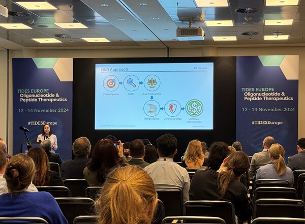 에스티팜이 EURO TIDES 2024 참가해 올리고 CDMO 능력을 홍보했다./에스티팜 제공