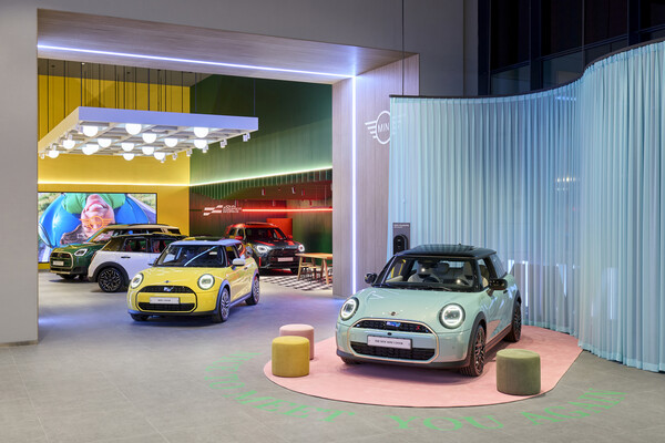BMW 드라이빙 센터 내 MINI 전시 존/ ﻿BMW 그룹 코리아