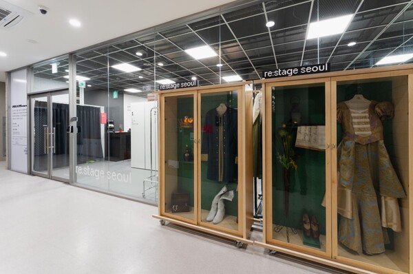 공연 물품의 재사용이 가능한 대도구 창고. / 서울문화재단 제공