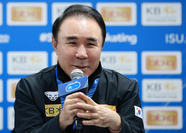 윤홍근 대한빙상경기연맹 회장. /연합뉴스