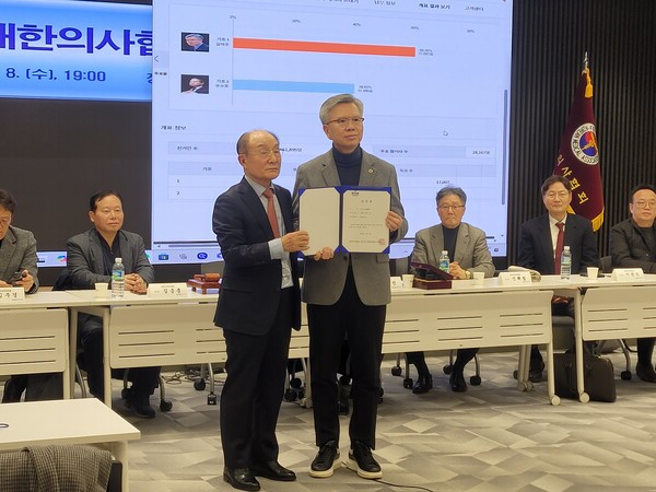 대한의사협회 제43대 회장선거에서 김택우 후보가 당선됐다./대한의사협회 제공