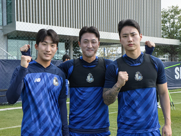 왼쪽부터 부주장 박창환, 주장 김오규, 부주장 곽윤호. /서울 이랜드 제공