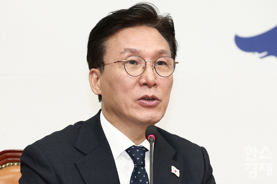 김민석 더불어민주당 최고위원이 5일 오전 서울 여의도 국회에서 열린 최고위원회의에서 발언을 하고 있다. /최대성 기자 dpdaesung@sporbiz.co.kr 2025.02.05.