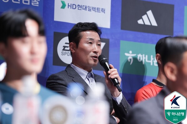 이을용 경남FC 감독. /한국프로축구연맹 제공