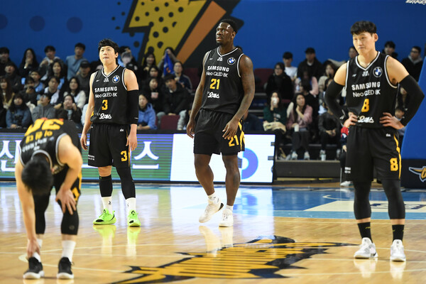 프로농구 서울 삼성 썬더스 선수단. /KBL 제공