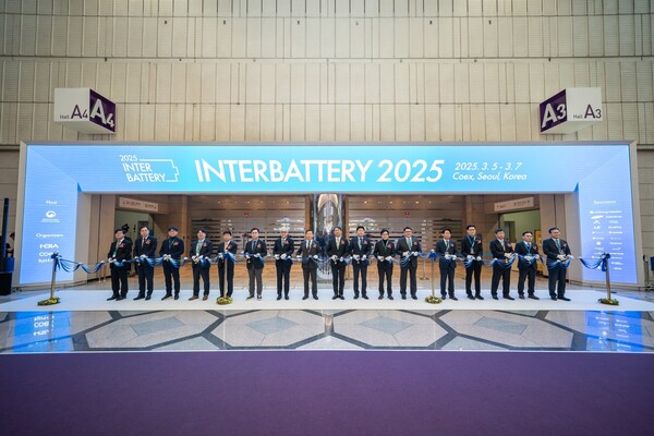 국내 최대 배터리 전시회 '인터배터리 2025' 개막식 / 한국배터리산업협회