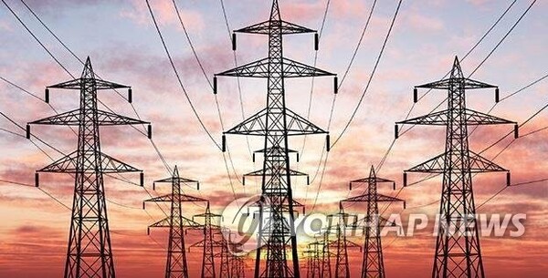 산업통상자원부는 6일 서울 양재 엘타워에서 한국전력공사(한전) 주최로 ‘ADMS 전국 구축 완료 기념식'을 진행했다고 밝혔다. / 연합뉴스