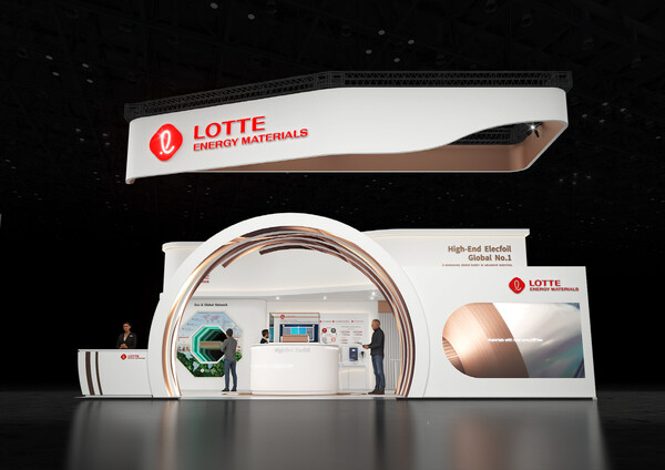 롯데 화학군은 리튬이온 배터리 4대 핵심 소재 개발 현황을 공개했다. / 롯데