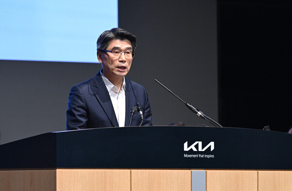 14일 서울 서초구 엘타워에서 열린 기아 제81기 정기 주주총회에서 송호성 기아 사장이 발언하고 있다./ 기아