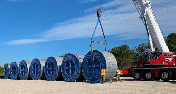 미국 전력망이 노후화와 급증하는 전력 수요로 위기에 직면한 가운데 한국 전력산업에 새로운 기회로 작용하고 있다. / 대한전선
