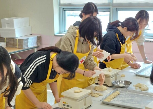 호원대학교 봉사 동아리인 ‘RCY(Red Cross Youth)’./호원대