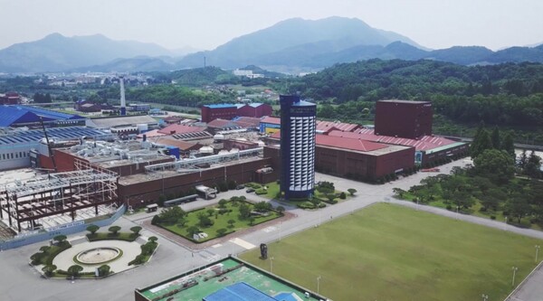 코스모신소재가 이차전지 양극활물질 사업을 중심으로 글로벌 시장에서의 입지를 빠르게 확대하고 있다. / 코스모신소재