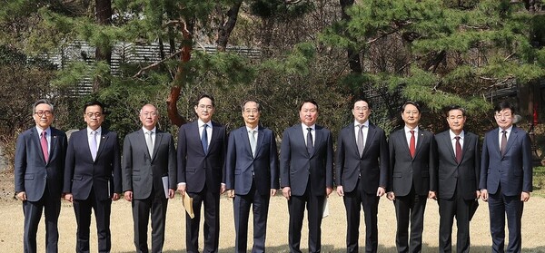 아시아 국가들은 저자세로 각자 트럼프 행정부와 협상을 준비하고 있다. 우리 정부도 통상교섭본부장의 방미를 추진해 상호관세율을 낮추기 위해 협의할 예정이다. / 사진=연합뉴스