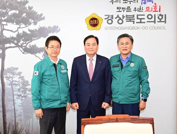 배낙호 김천시장, 경북도청 방문 ‘세일즈 소통 행정’ 펼쳐. 사진=김천시 제공