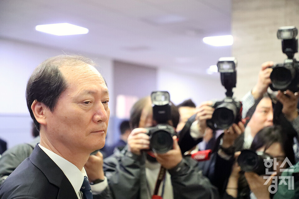 9일 오전 서울 여의도 국회에서 제424회 국회(임시회) 법제사법위원회 제1차 전체회의가 열리고 있다. 이날 헌법재판관 후보자로 지명된 이완규 법제처장이 출석하고 있다. /최대성 기자 dpdaesung@sporbiz.co.kr 2025.04.09.