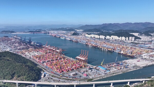 부산항 신항 전경./부산항만공사