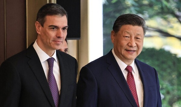 시진핑 중국 국가주석과 정상회담을 진행한 페드로 산체스 스페인 총리 / 사진=연합뉴스