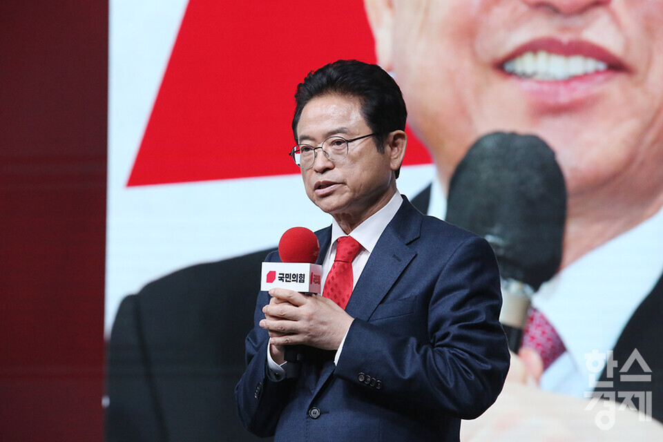 18일 오후 서울 강서구 ASSA아트홀에서 '제21대 대통령후보자 국민의힘 1차 경선 후보자 비전대회' 가 열리고 있다. 이철우 경선 후보가 비전발표를 하고 있다. /최대성 기자 dpdaesung@sporbiz.co.kr 2025.04.18.