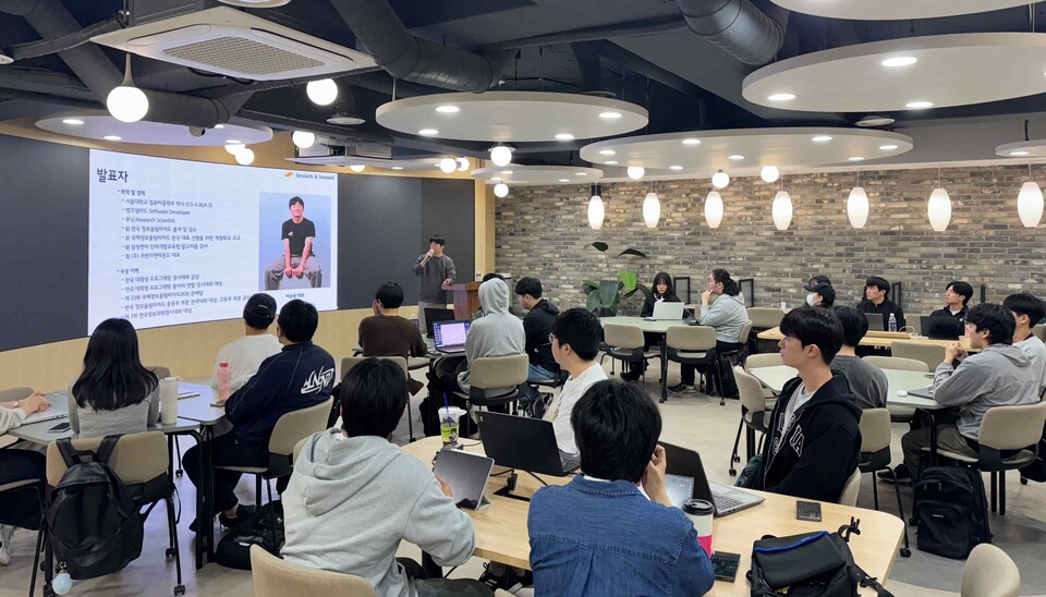코드트리가 국내 대학에서 연이어 진행하고 있는 코딩 특강이 큰 호응을 얻고 있다./코드트리
