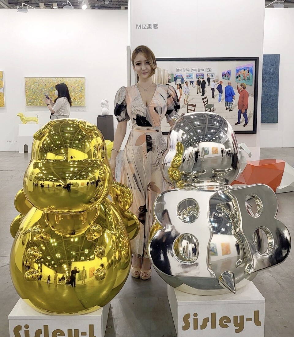 아날로그 화가였던 내가 NFT로 향한 까닭” < 뉴스 < 블록체인 < 산업 < 기사본문 - 한스경제