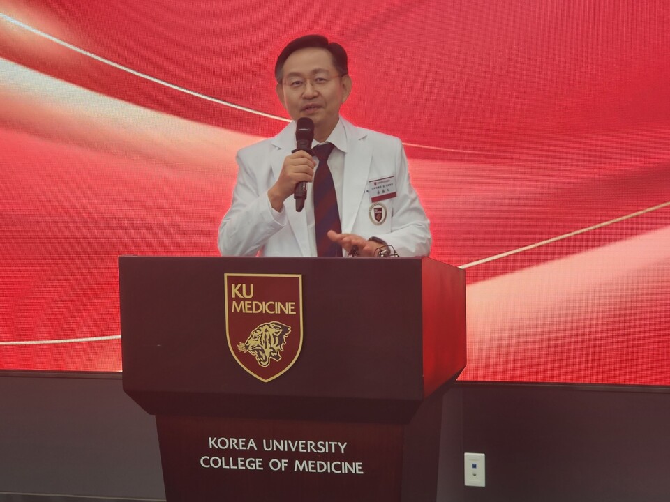 윤을식 고려대학교의료원 의무부총장 겸 의료원장./이소영 기자