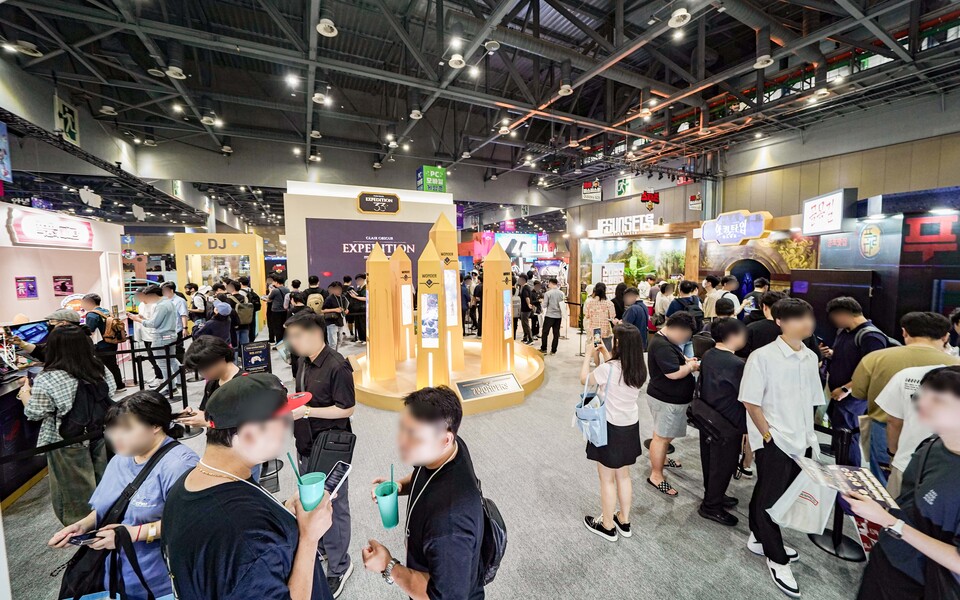 스토브 플레이엑스포 2025 부스./스마일게이트